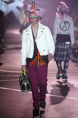 John Galliano / - 2009